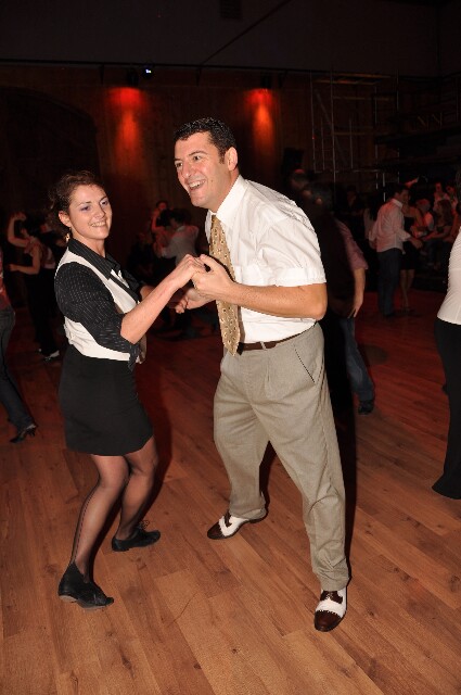 min 2009 11 29 station danse 166